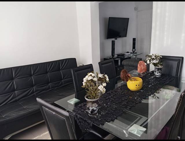 4 BEDROOM HOUSE FOR SALE IN CHATSWORTH CENTRAL